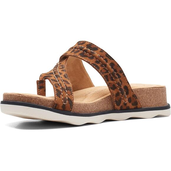 NWT Clarks Womens Brynn Madi Flat Sandal, Leopard Print Leather-Size 7 - Picture 3 of 6